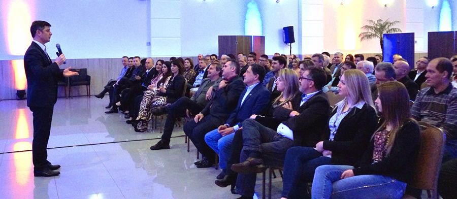 SulAm&eacute;rica promove encontro com corretores em Chapec&oacute; (SC)