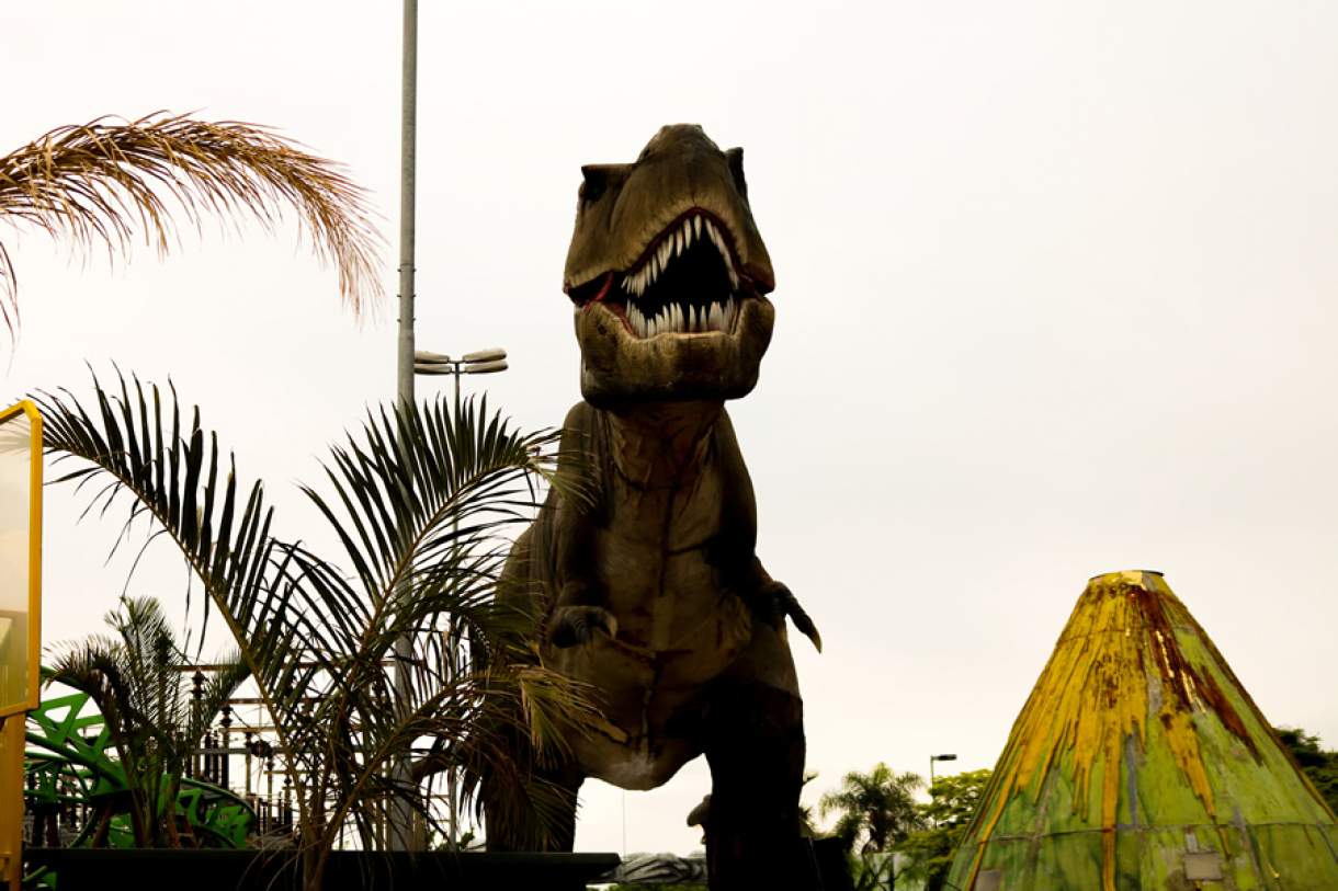 Grrrrr e meia, Parque do T-REX