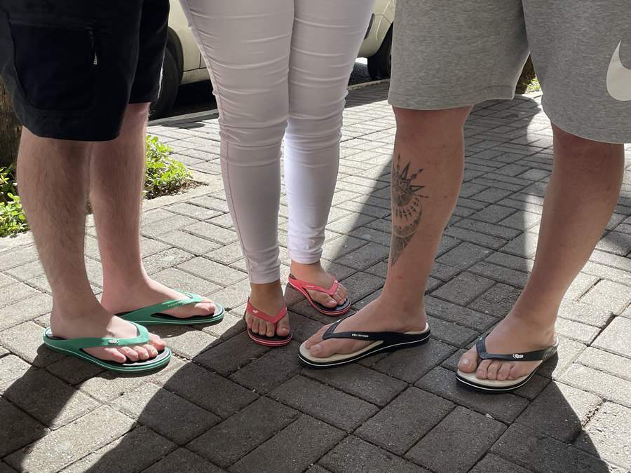 Inova&ccedil;&atilde;o em Cada Passo: Sand&aacute;lias Sob Medida, a Revolu&ccedil;&atilde;o da Moda Ver&atilde;o com Tecnologia 3D