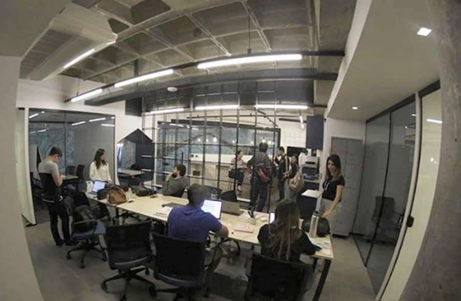 Cinco de outubro &eacute; dia do empreendedor: Entenda como os coworkings estimulam a expans&atilde;o da atividade