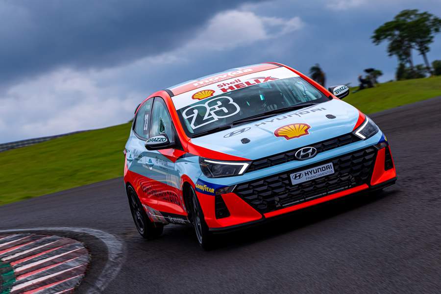Hyundai apresenta temporada 2023 da Copa Shell Hyundai HB20, disputada com a novíssima versão do hatch mais vendido do Brasil