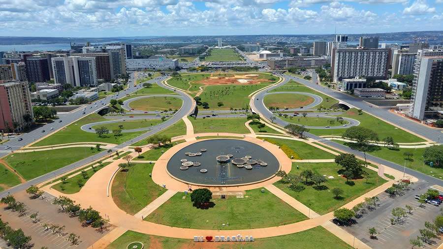 Bras&iacute;lia recebe programa de relacionamento com corretores