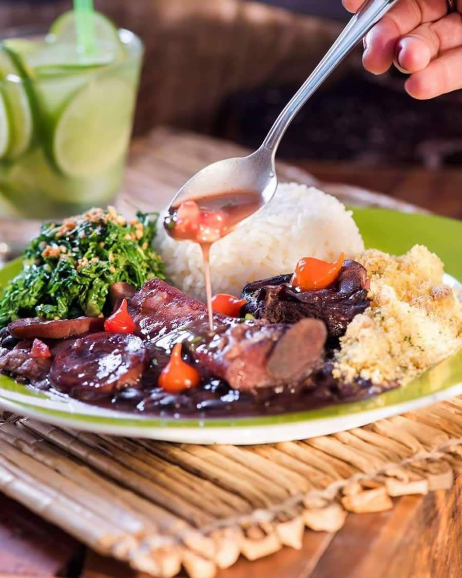 Feijoada e Caipirinha - Crédito: Divulgação