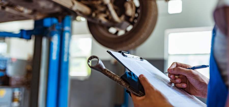 Revis&otilde;es peri&oacute;dicas do sistema de amortecimento e suspens&atilde;o s&atilde;o muito importantes para garantir a seguran&ccedil;a do ve&iacute;culo 