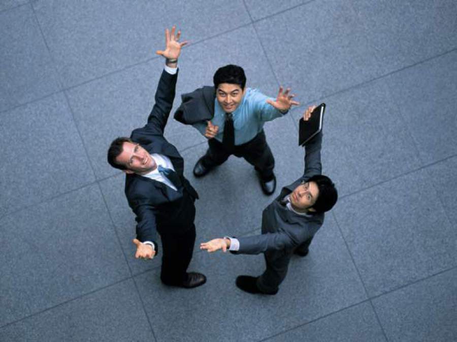 5 em cada 10 empresas possuem plano para a retomada do trabalho presencial