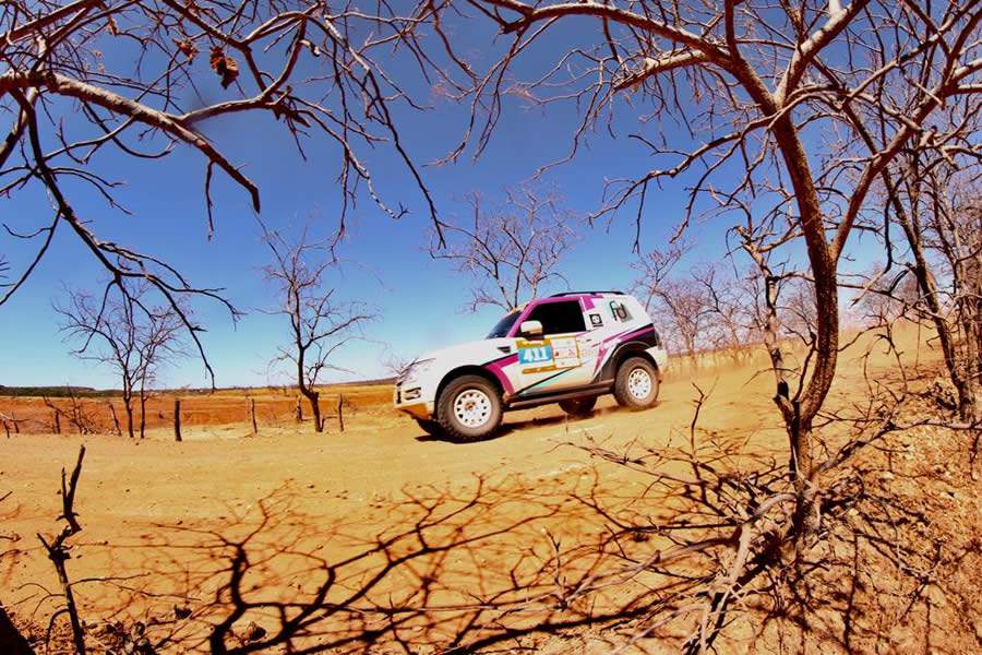 Empresa &eacute; a &uacute;nica patrocinadora da prova de Rali de Regularidade do Sert&otilde;es - (Sanderson Pereira/Photo-S) 