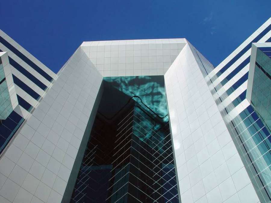 IRB Brasil RE &eacute; premiado na cerim&ocirc;nia Destaques do ano CVG-RJ