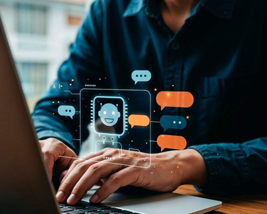 Intera&ccedil;&atilde;o com chatbot. Foto: Freepik