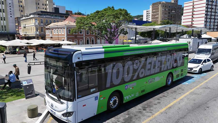 Cr&eacute;dito LEONARDOSOUZA_PMF &Ocirc;nibus da Higer circulando em Floripa