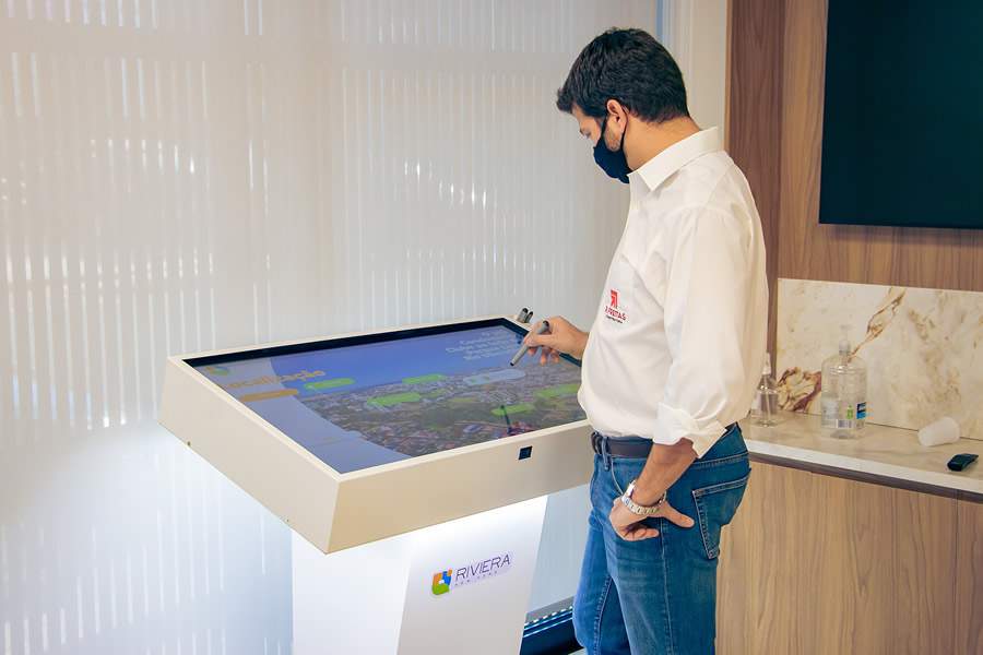 Tela Digital, uma das solu&ccedil;&otilde;es desenvolvidas pela Skyline - Divulga&ccedil;&atilde;o