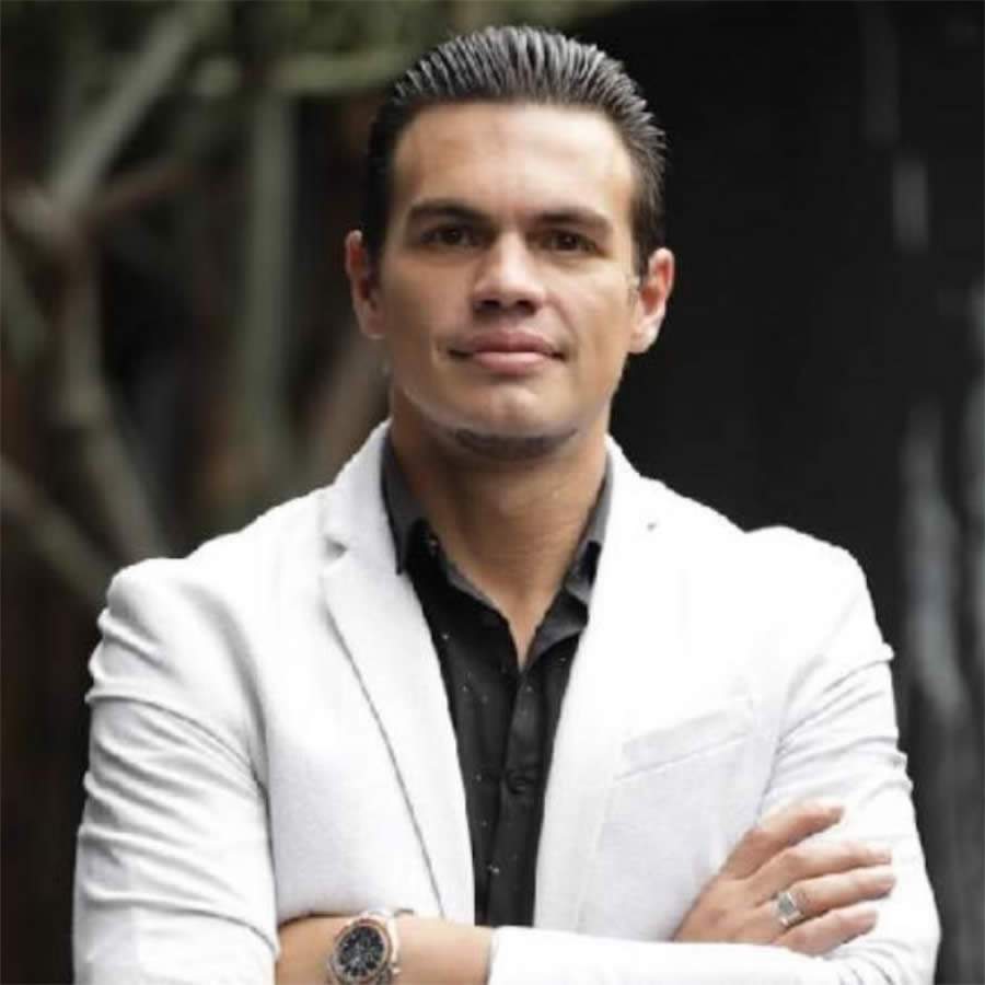 Fl&aacute;vio Luizetto, VP da Moustache