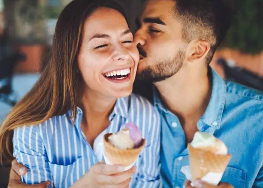 4 regras para preservar a amizade que se tornou colorida