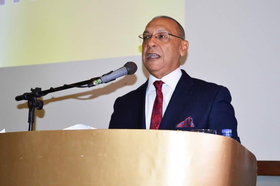 Clube dos Seguradores da Bahia recebe executivos da SudaSeg