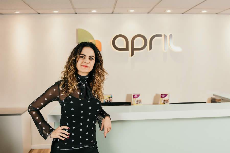 Ta&iacute;s Mahalem, Head de Marketing e Digital da APRIL