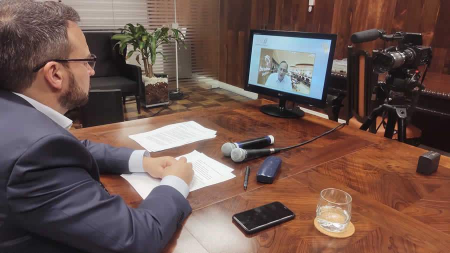 Cen&aacute;rio &eacute; de Infla&ccedil;&atilde;o, eleva&ccedil;&atilde;o de juros e escassez de cr&eacute;dito mas o seguro cresce e pode ajudar na recupera&ccedil;&atilde;o, avaliam participantes de painel