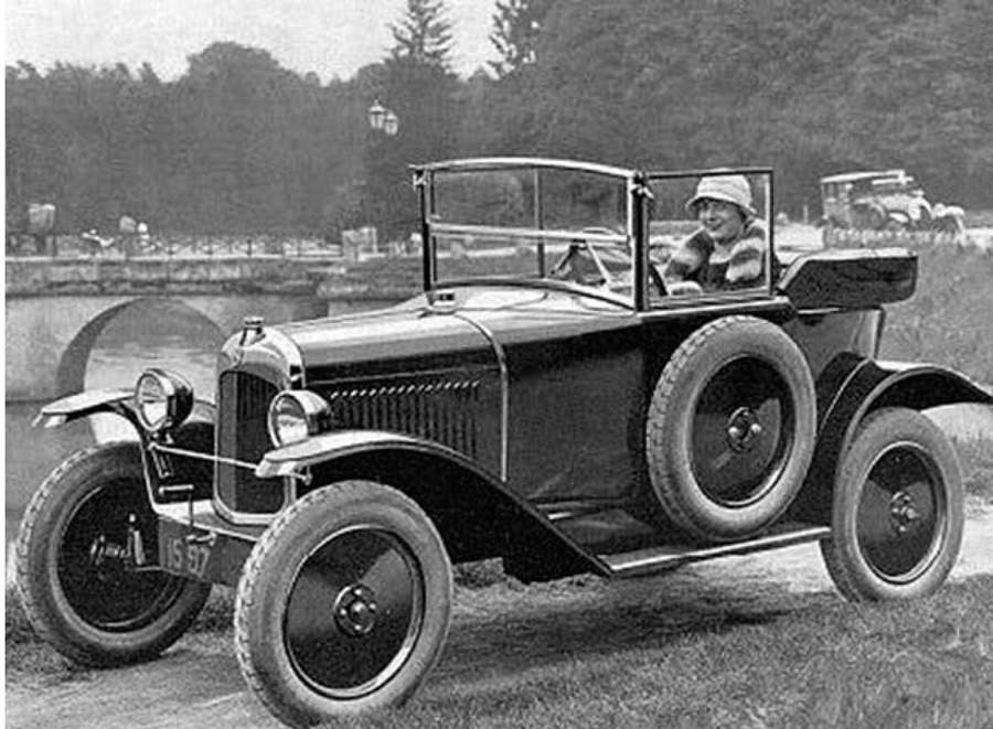 For&ccedil;a, charme e constante renova&ccedil;&atilde;o: os conceitos da Citro&euml;n que se aplicam tamb&eacute;m &agrave;s mulheres que fazem a sua hist&oacute;ria