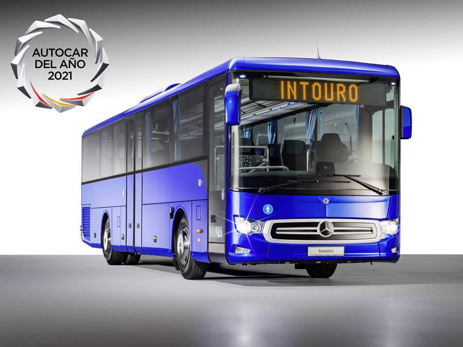 Novo Intouro da Mercedes-Benz &eacute; eleito &ocirc;nibus de turismo do ano na Espanha