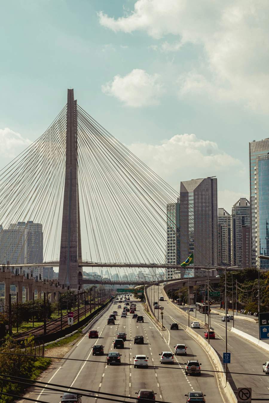 São Paulo para além das marginais