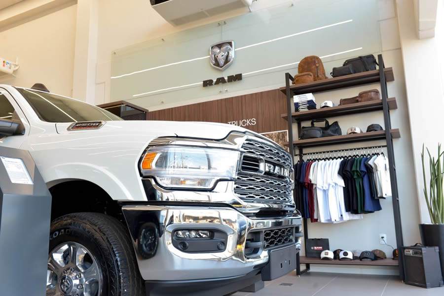 Detalhe do novo padr&atilde;o de arquitetura interna das concession&aacute;rias Ram - Foto: Alessandro Oliveira