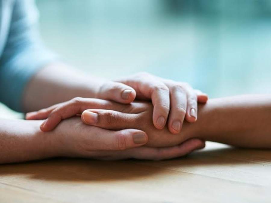 A psic&oacute;loga destaca que &eacute; preciso treinar habilidades para ser mais compreensivo, como se colocar no lugar no outro - Divulga&ccedil;&atilde;o