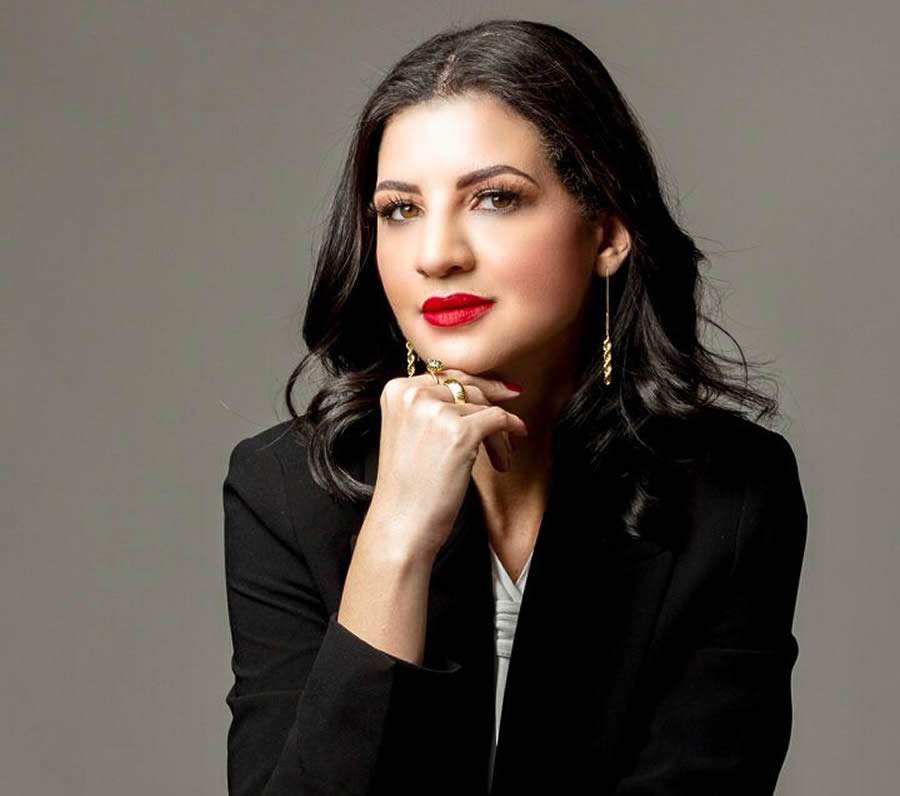 Ang&eacute;lica Rebello