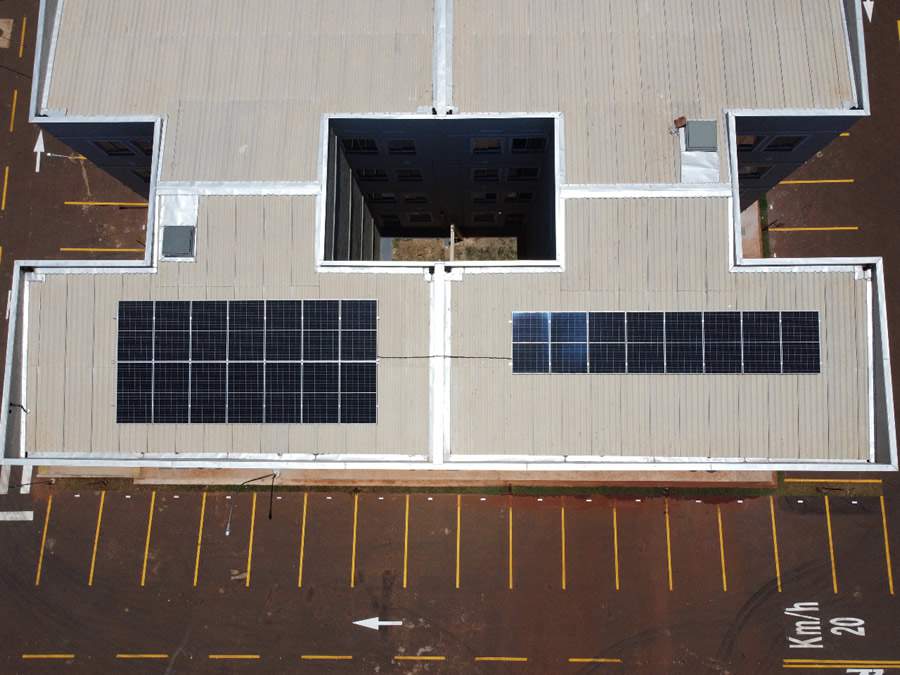 Placas captam energia do sol para gera&ccedil;&atilde;o de energia - Divulga&ccedil;&atilde;o MRV