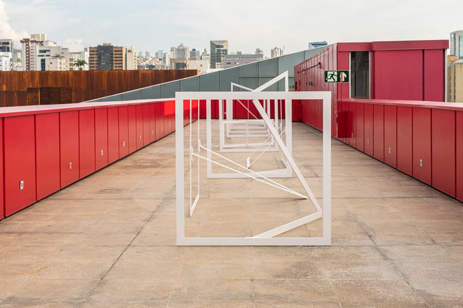 Studio Tert&uacute;lia - Exposi&ccedil;&atilde;o Metal Et&eacute;reo - Olavo Machado