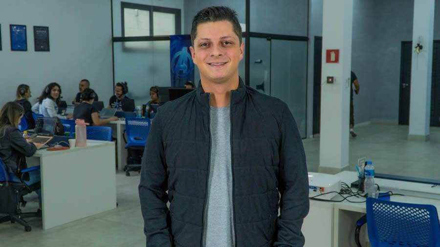 Lucas Rana, CEO e fundador da Escola DNC - Divulga&ccedil;&atilde;o
