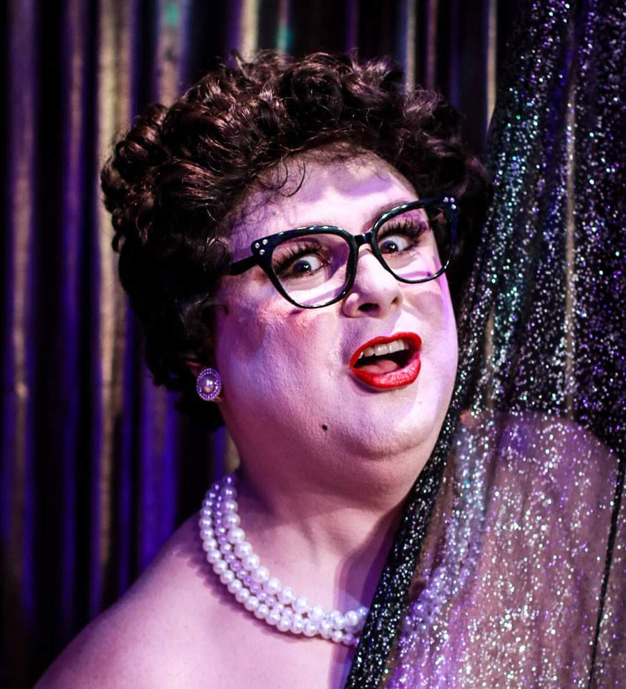 4 - Gustavo Klein como Olga Del Volga - Crédito Mari Marques