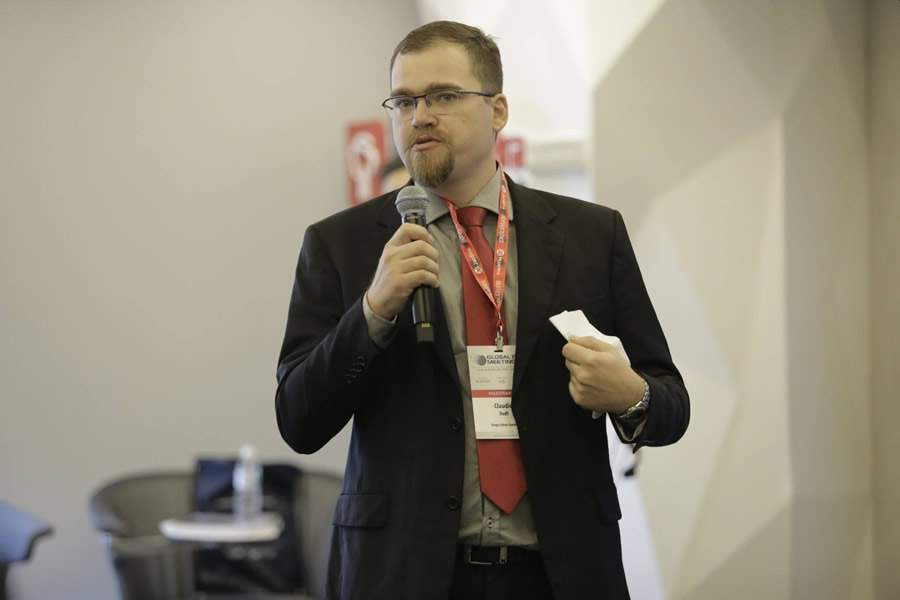 Cl&aacute;udio Dodt, CISSP, CDPSE &eacute; s&oacute;cio da DARYUS Consultoria e especialista e evangelista em Ciberseguran&ccedil;a e Prote&ccedil;&atilde;o de Dados