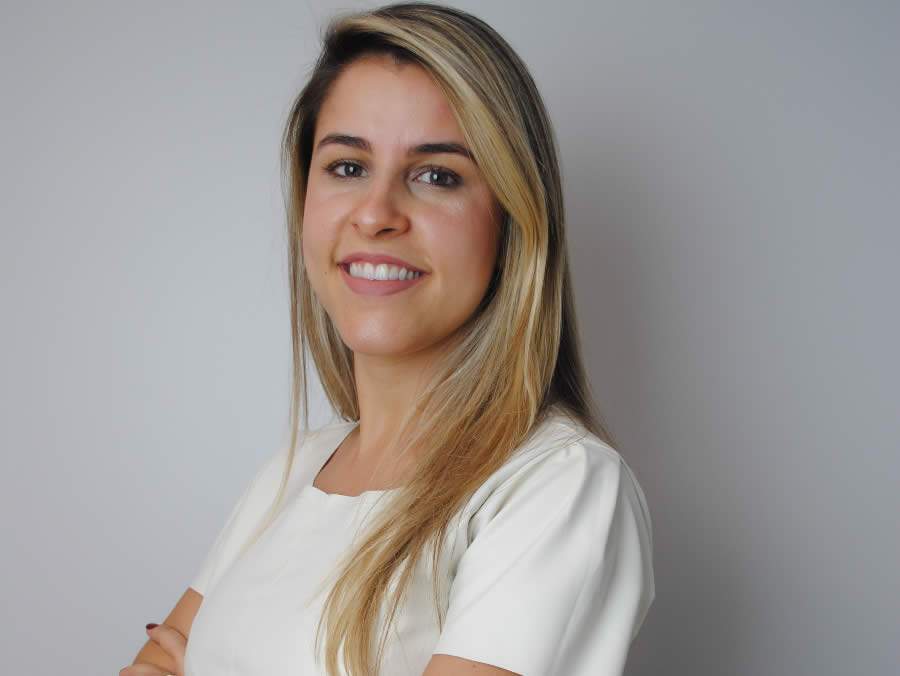 Fernanda Fleury - Consultora cria projeto para ajudar pequenas empresas corrigirem falhas de gestão - Comunicação Sem Fronteiras