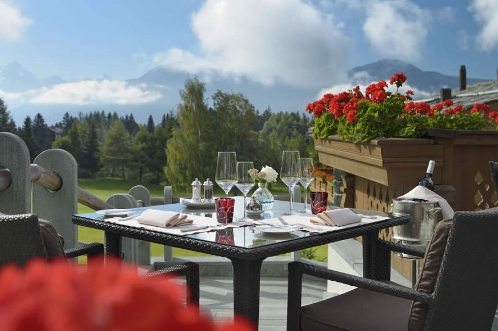Guarda Golf Hotel & Residences, da Suíça, prepara temporada de verão