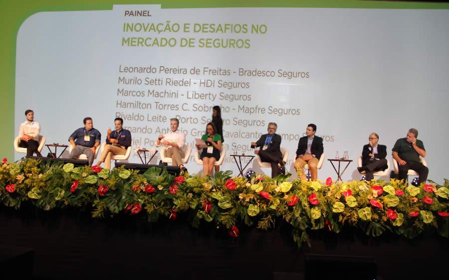 Executivos das maiores seguradoras do Pa&iacute;s falam sobre desafios em painel no 1&ordm; CONGRECOR