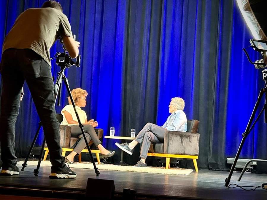 Porto lança programa de entrevistas “Portodos” e destaca cultura de cuidado