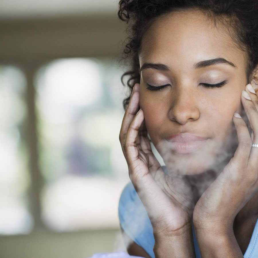 Umidificador de ar pode evitar desidratação, descamação e rachaduras na pele