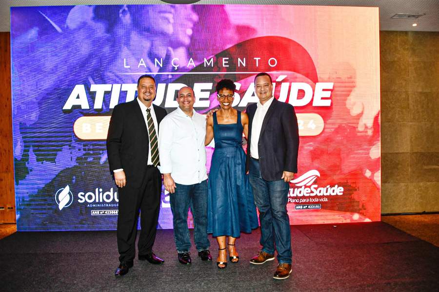 M&aacute;rio Mendon&ccedil;a (diretor Comercial da Solidus Administradora), Ulisses Brito (diretor Operacional da E4 Solu&ccedil;&otilde;es), Elizangela Santos Souza (CEO e propriet&aacute;ria da Atitude Sa&uacute;de), Eduardo Souza (diretor Comercial da E4)