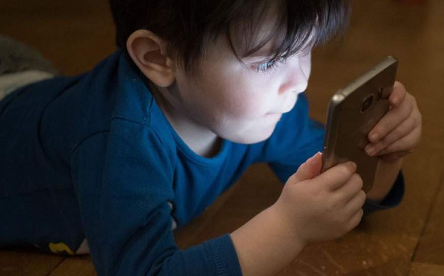 Como motivar seu filho a buscar estímulos além das telas