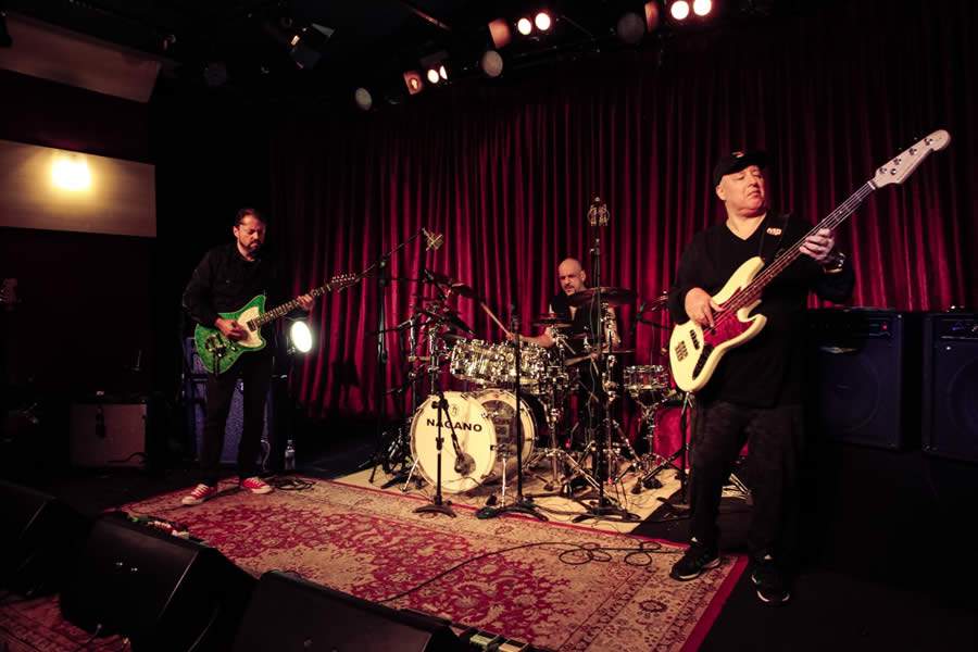  Grupo Time Out - Maur&iacute;cio Leite, Melo J&uacute;nior, Celso Pixinga