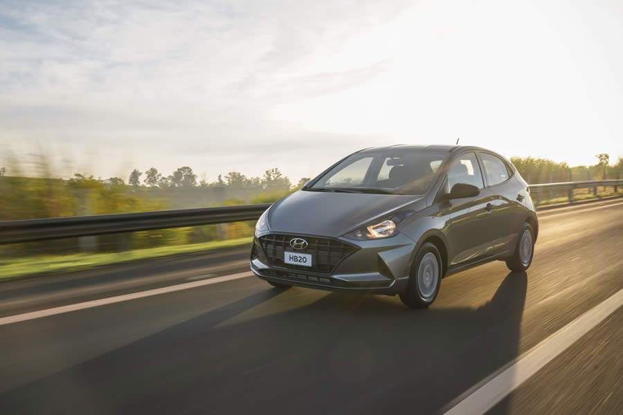 HB20 fecha mar&ccedil;o em primeiro entre autom&oacute;veis de passeio