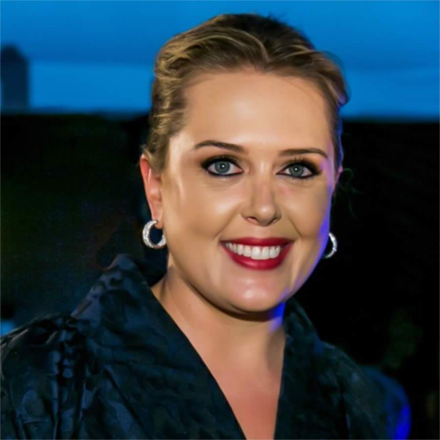 Juliane Kosiak Poitevin &eacute; gerente de marketing e comunica&ccedil;&atilde;o do Hospital Santa Cruz e da Paran&aacute; Cl&iacute;nicas - Divulga&ccedil;&atilde;o