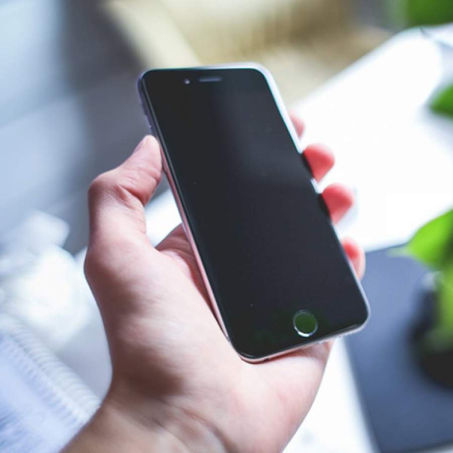 Uso excessivo do celular pode causar v&iacute;cio e problemas psicol&oacute;gicos