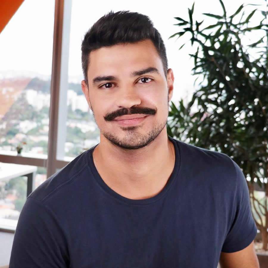 Cristiano Caporici &eacute; diretor de Comunica&ccedil;&atilde;o e Marketing da Tecnobank - Divulga&ccedil;&atilde;o