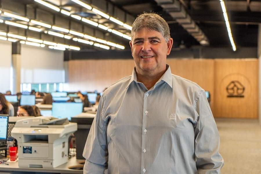 Mauro Andrade, gerente comercial do Cons&oacute;rcio Iveco