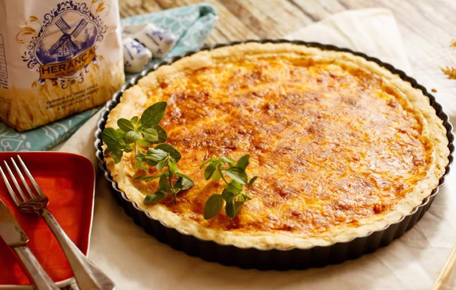 Tipo de torta aberta, o quiche surgiu, inicialmente, na Alemanha, ainda no s&eacute;culo XVI, na regi&atilde;o da Als&aacute;cia Lorena - Cr&eacute;ditos: Divulga&ccedil;&atilde;o