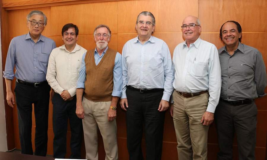 Membros da diretoria da APTS: Luiz Macoto Sakamoto, Cl&aacute;udio Macedo Pinto, Alexandre Del Fiori, Octavio Milliet, Evaldir Barboza de Paula e H&eacute;lio Op&iacute;pari Jr.