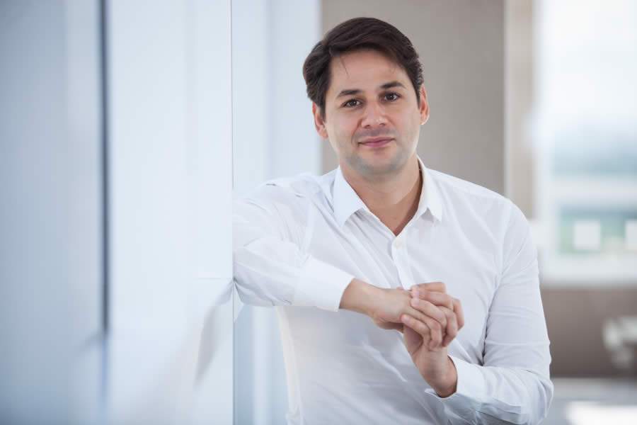 Jacob Rosenbloom -- CEO da LEVEE