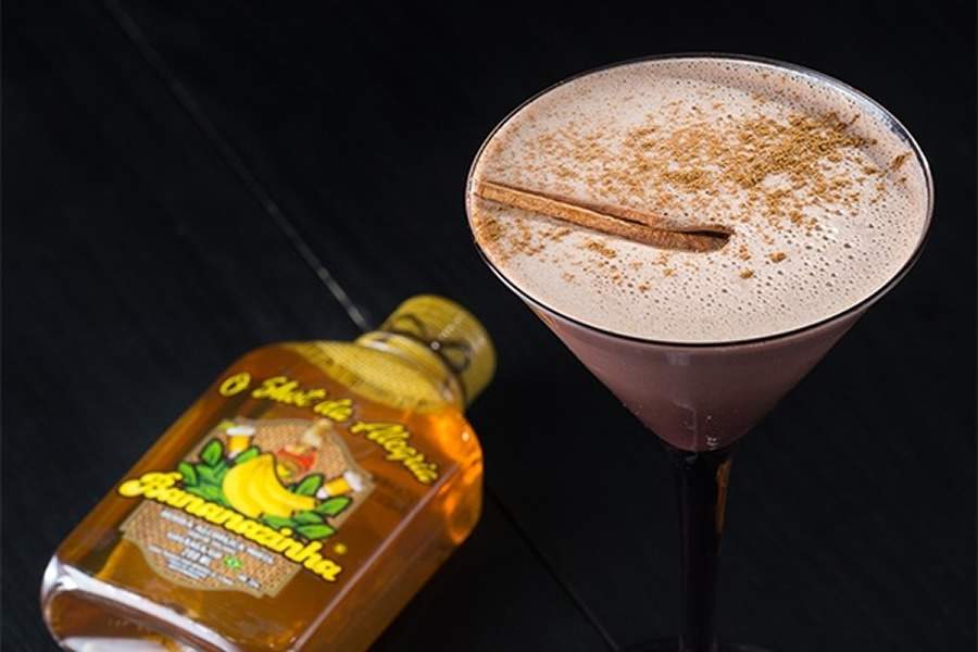 Aprenda a fazer 3 drinks para aquecer o inverno