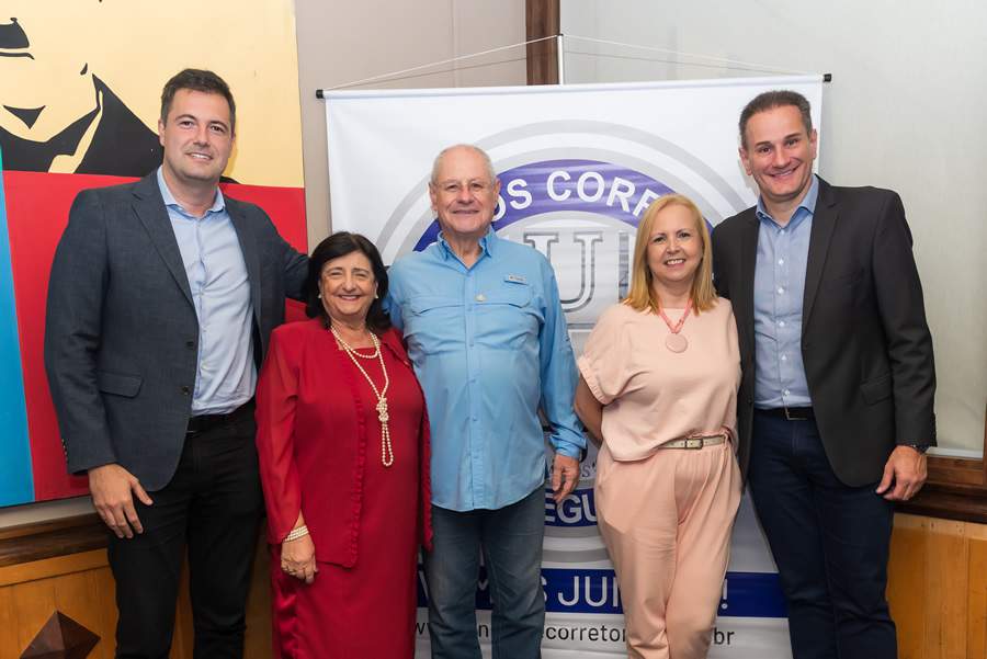 Fotos: Os convidados com diretores da UCS; Emerson Valentim e Augusto Esteves; Rodrigo Vasconcellos e Emerson Valentim