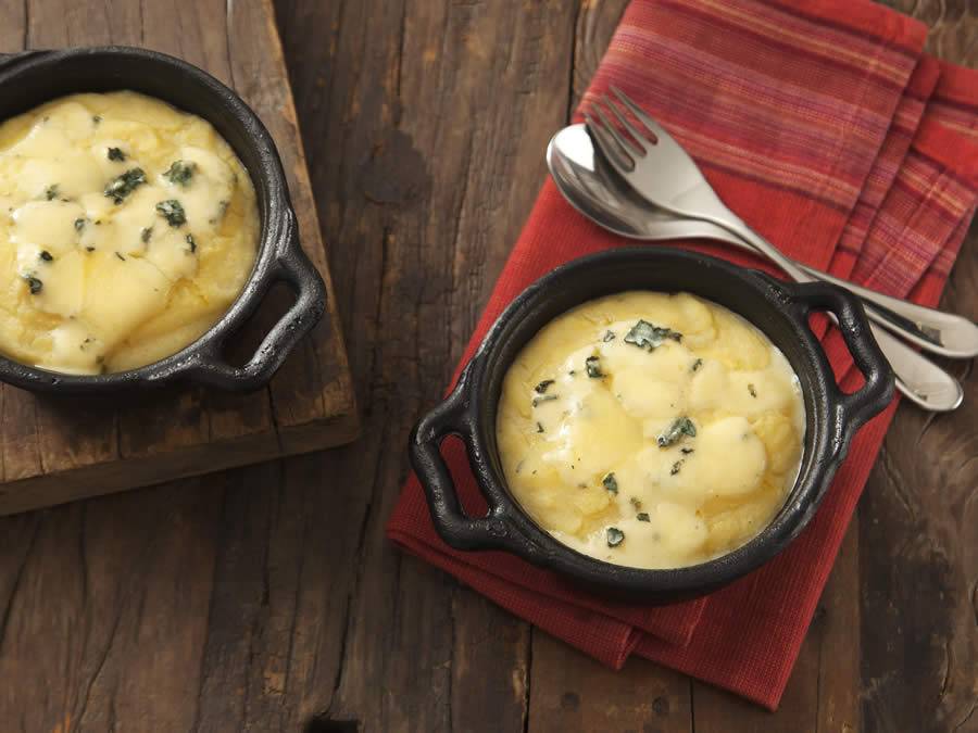 Tirolez sugere receitas especiais com queijo Gorgonzola para o almoço de Páscoa