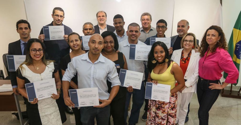 Novos formandos da Aconseg-RJ